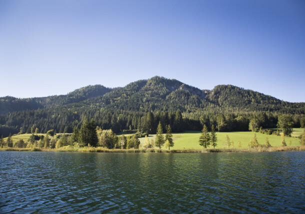     lake Weissensee in Carinthia 